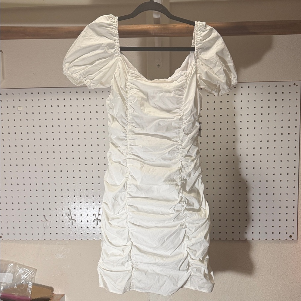 Revolve Superdown White Ruched Puff-Sleeve Women’s Dress - Picture 3 of 10
